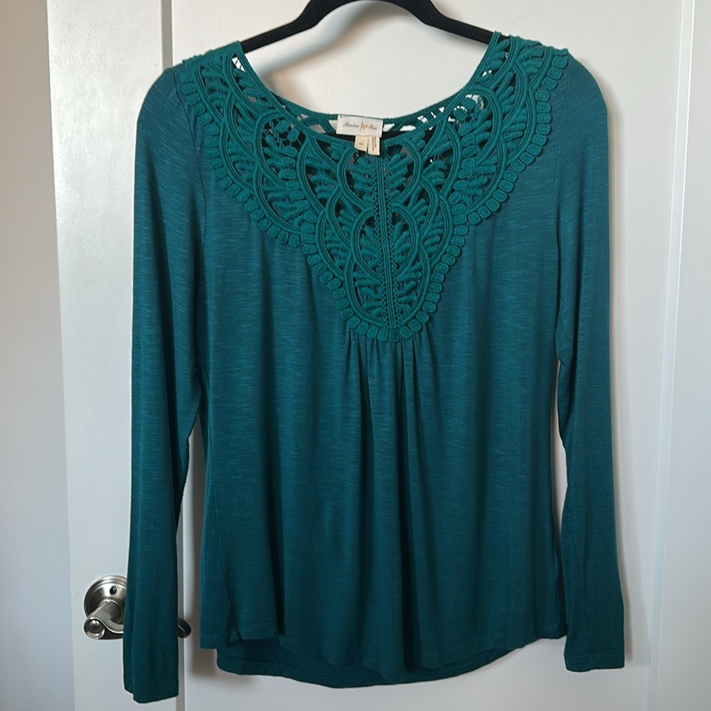 ANTHROPOLOGIE Bobbinlace Tee Knit Top Teal Crochet Lace Front Petite - Picture 3 of 6